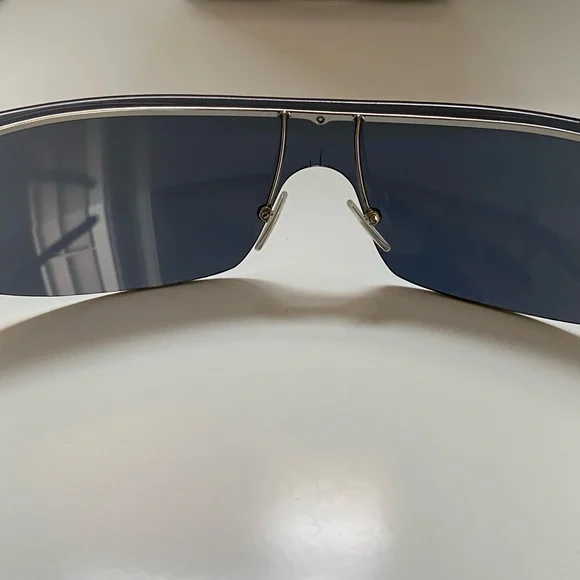 Vintage Gucci GG 1717/S Shield Sunglasses Rimless - Picture 3 of 7